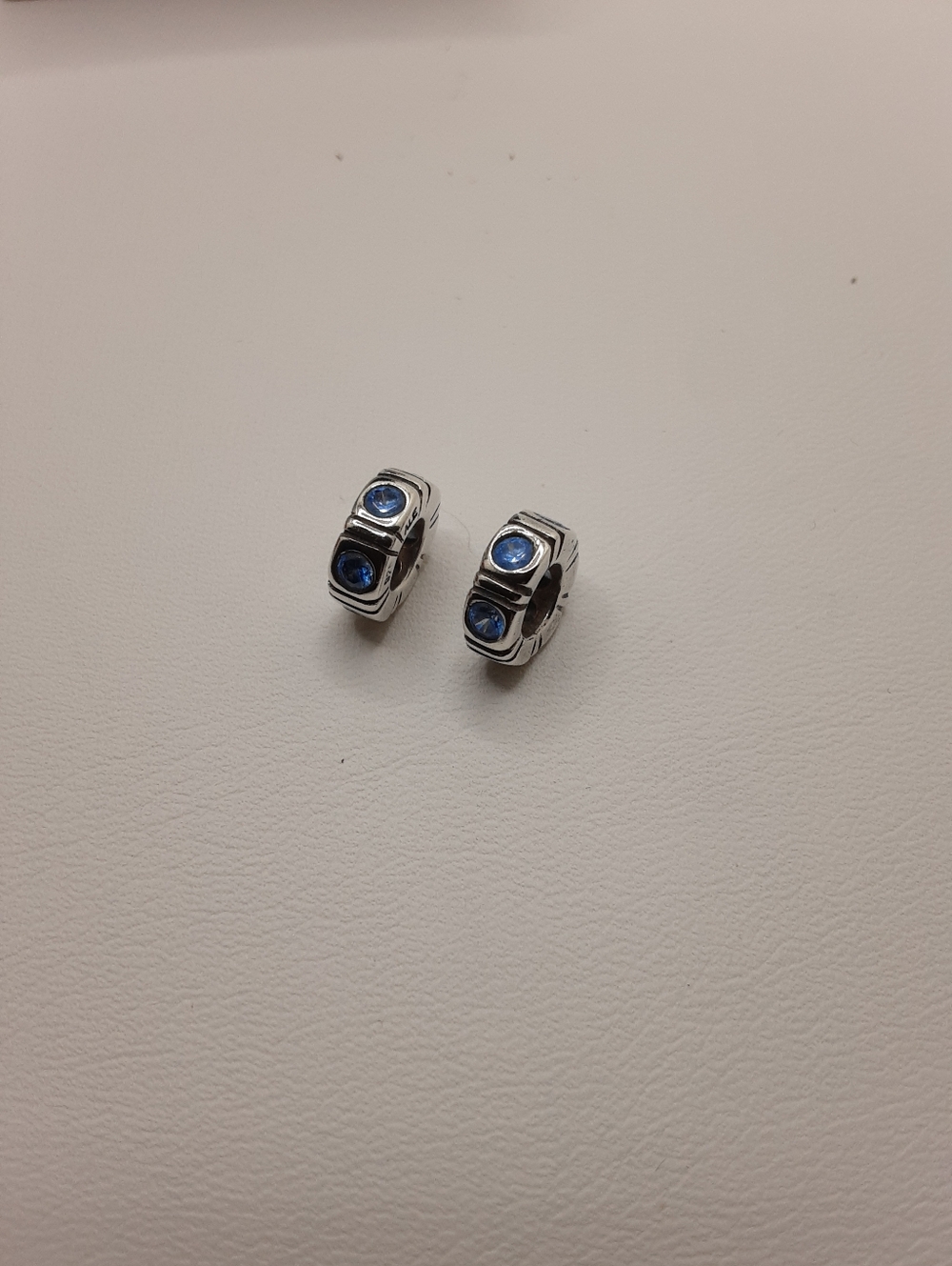 Authentic Pandora Trinity Spacer Charms (Set Of 2) - Excellent Used Condition - Picture 4 of 7